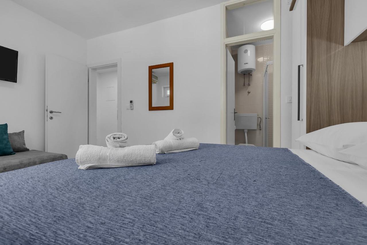 Rafael Apartment Makarska Bagian luar foto