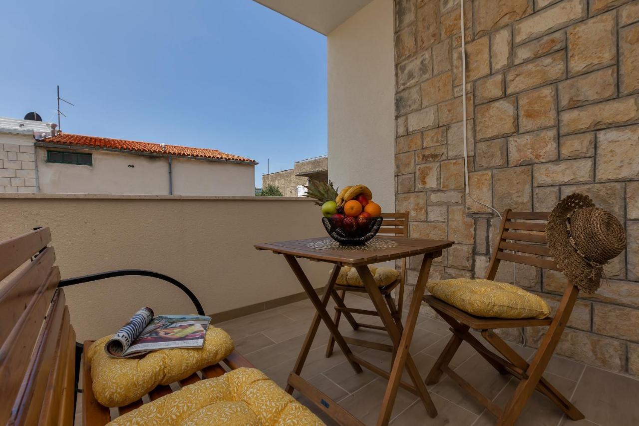 Rafael Apartment Makarska Bagian luar foto