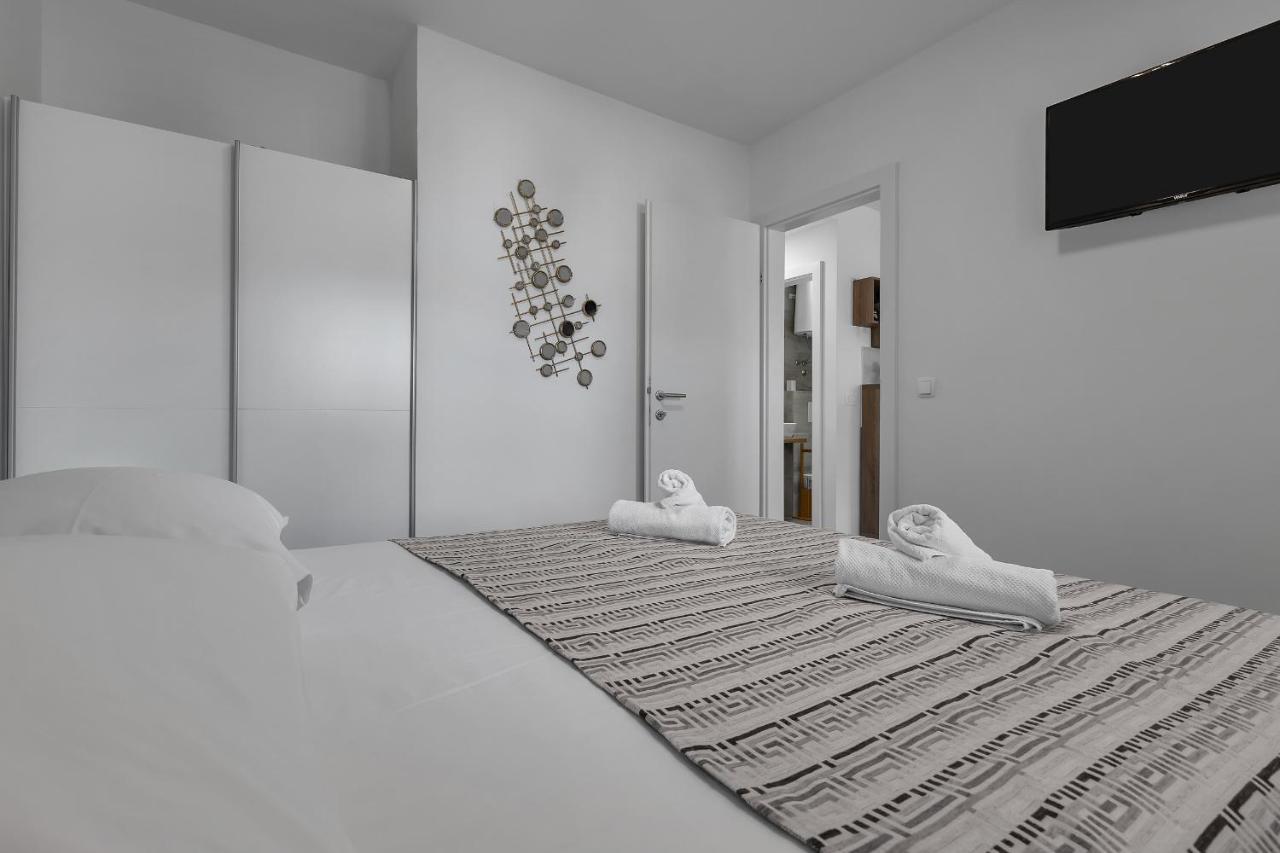 Rafael Apartment Makarska Bagian luar foto