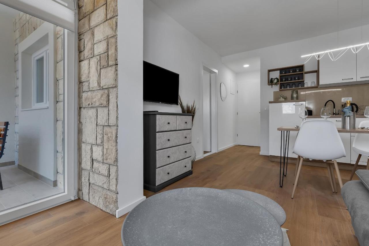 Rafael Apartment Makarska Bagian luar foto