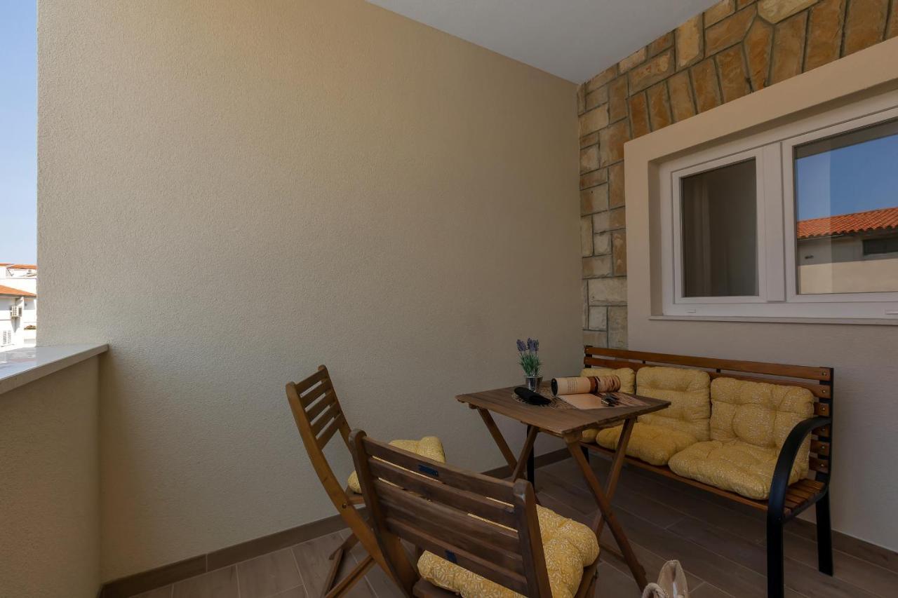 Rafael Apartment Makarska Bagian luar foto